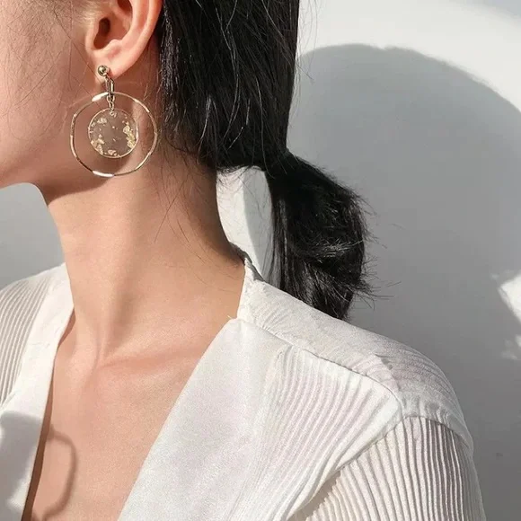 LAST SET SALE NWT Gold Flaked Hollow Wire Rim Round Drop Earrings - Picture 3 of 5